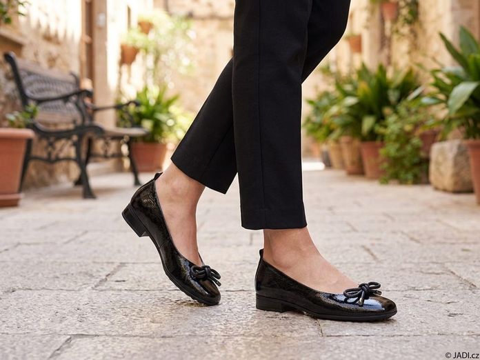 Hispanitas baleríny s mašlí Genova black HI254285