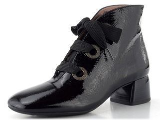 Hispanitas lakovaný šněrovací kotník na podpatku Varsovia black HI265052