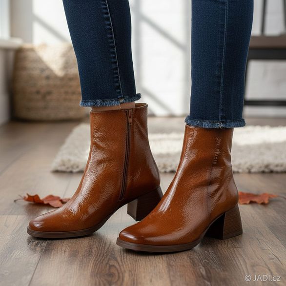 Hispanitas lakovaný zipový kotník na podpatku Marsella cuero HI254345
